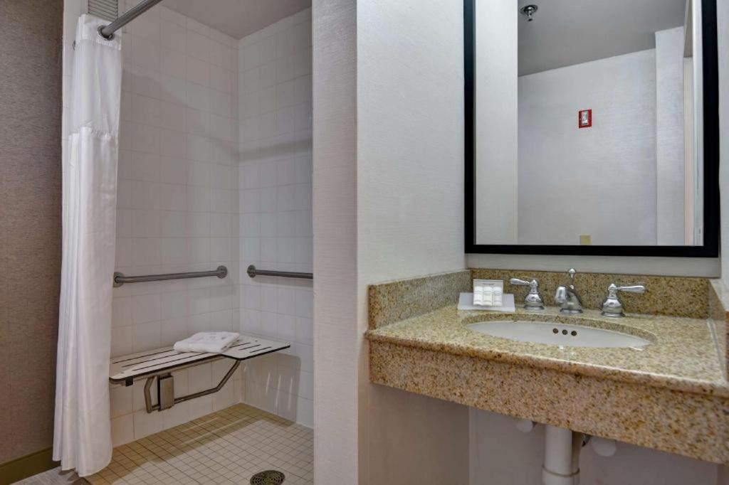 Hilton Garden Inn Appleton/Кімберлі Екстер'єр фото